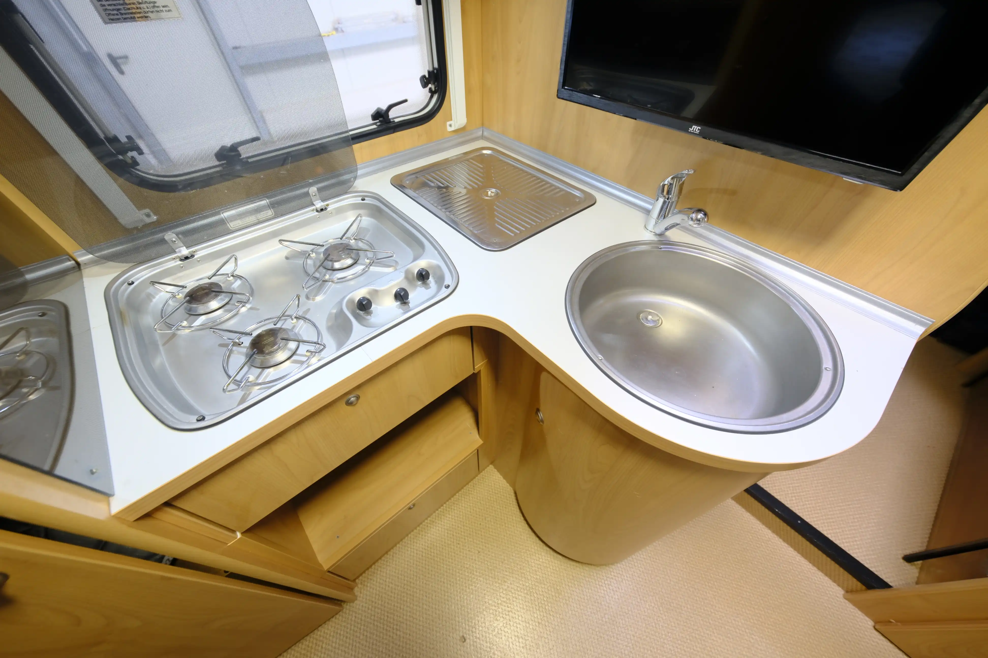 BUERSTNER Delfin T 680  - Ansicht 12